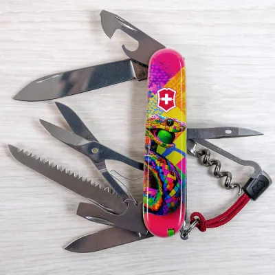 Складаний ніж Victorinox HUNTSMAN ZODIAC Змія-тенісист 1.3713.Z4300pk - 7 - Robinzon.ua