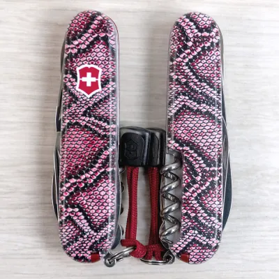 Складаний ніж Victorinox HUNTSMAN DESIGN Принт Шкіра пітона 1.3713.R2200pk - 6 Складаний ніж Victorinox HUNTSMAN DESIGN Принт Шкіра пітона 1.3713.R2200pk - 6 - Robinzon.ua