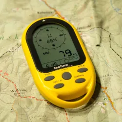 Компас Technoline EA3050 Yellow (EA3050) Компас Technoline EA3050 Yellow (EA3050) - Robinzon.ua