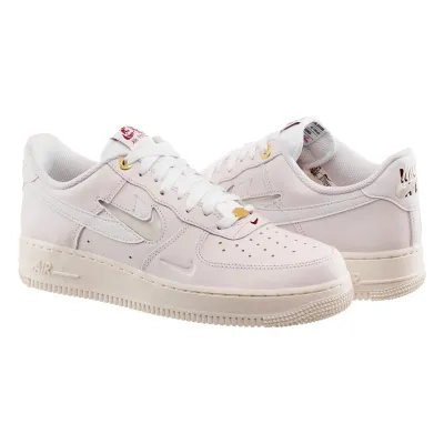 Чоловічі Кросівки Nike AIR FORCE 1 07 PRM Бежевий 44.5 (7dDQ7664-100 44.5) - Robinzon.ua