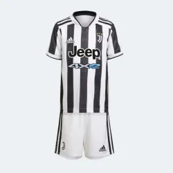 Футбольна форма Adidas Juventus (S-XL) XL Футбольна форма Adidas Juventus (S-XL) XL - Robinzon.ua