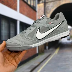 Футзалки Supreme x Nike SB Gato (39-45) 45 Футзалки Supreme x Nike SB Gato (39-45) 45 - Robinzon.ua