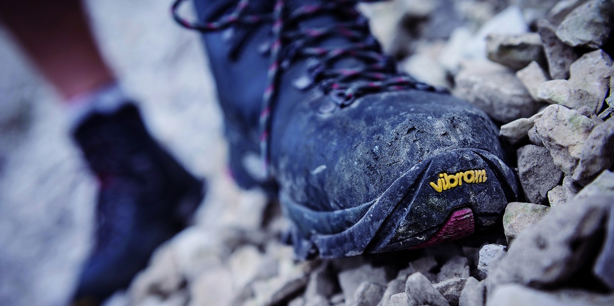 Як вибрати трекінгове взуття: Найкращі поради та рекомендації для походів у гори 2024 - Robinzon.ua